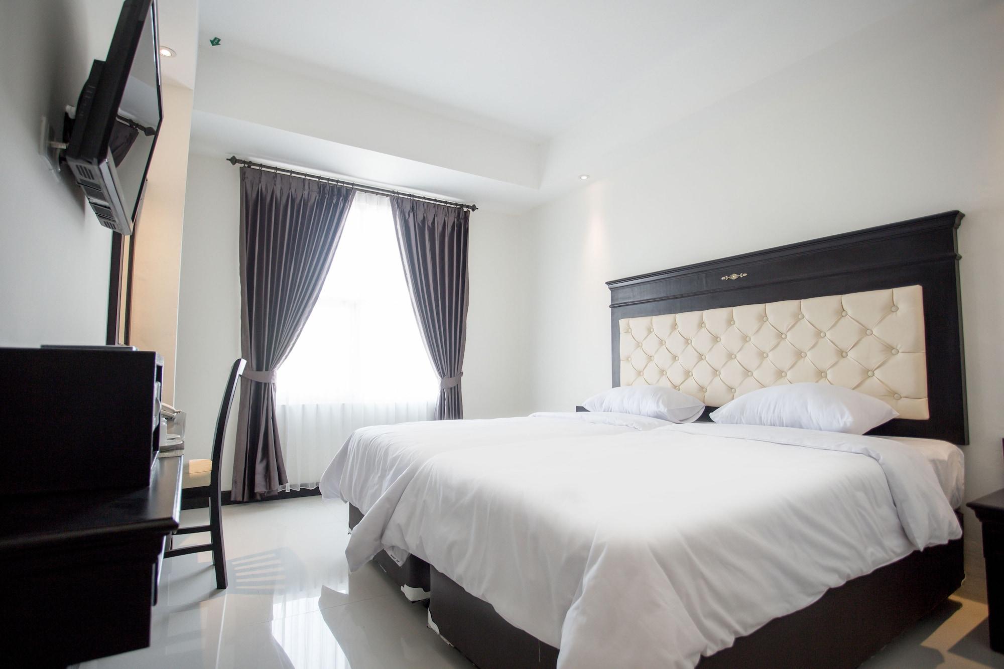Same Hotel Маланг Екстер'єр фото
